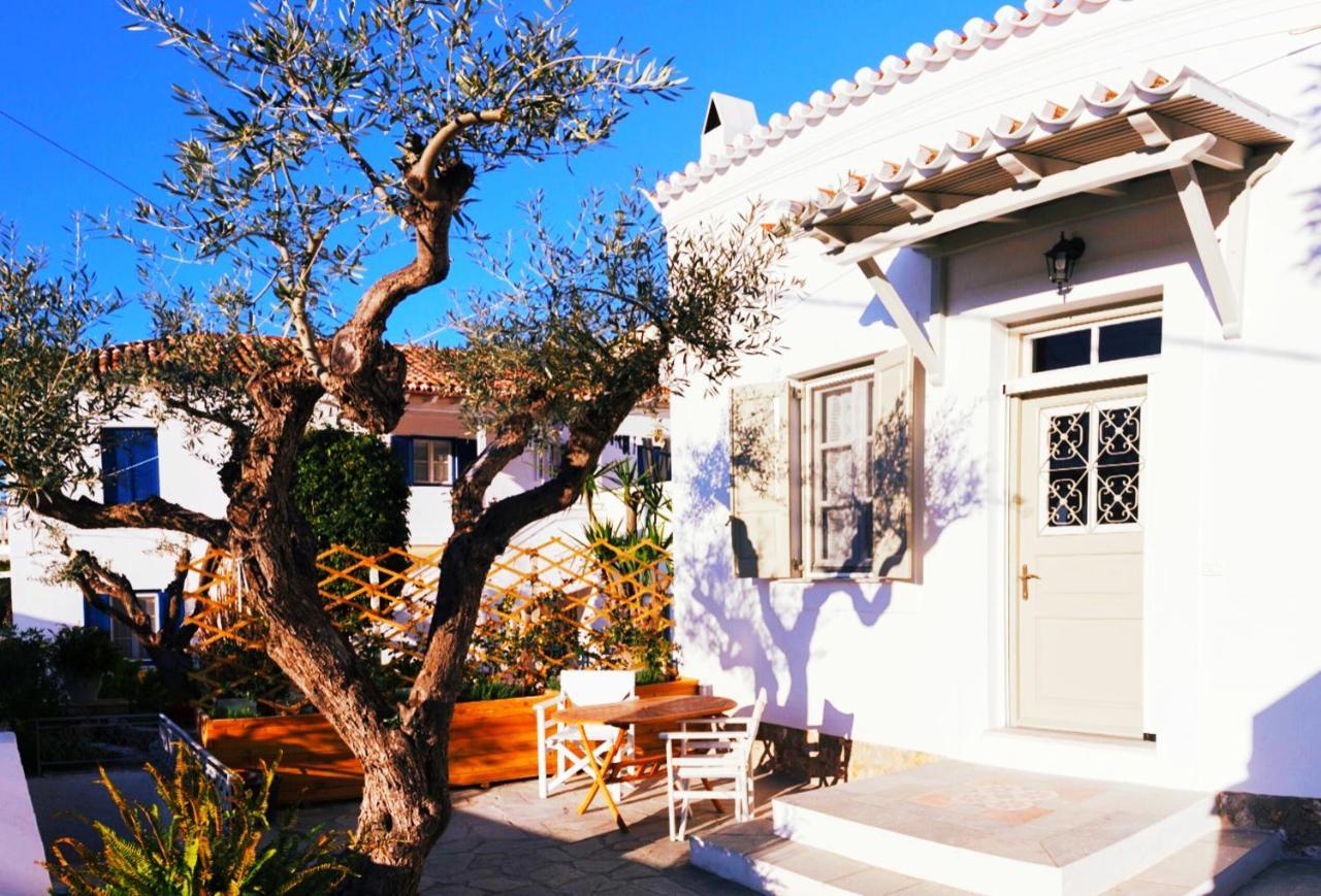 Aria House Villa Spetses Town Exterior photo