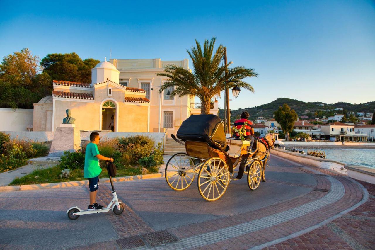 Aria House Villa Spetses Town Exterior photo